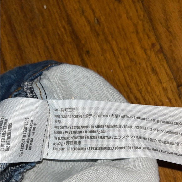 Abercrombie & Fitch High Rise Curve Love Mom Short Denim Shorts Size 36/22 - Picture 5 of 8